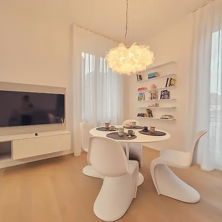 Apartmentsarena - Residenza Dei Capitolari דירה *